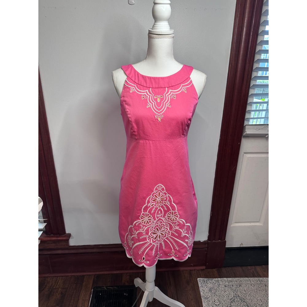 Lilly Pulitzer Jacqueline Hotty Pink Embroidered Shift 
Dress Scalloped Hem  6